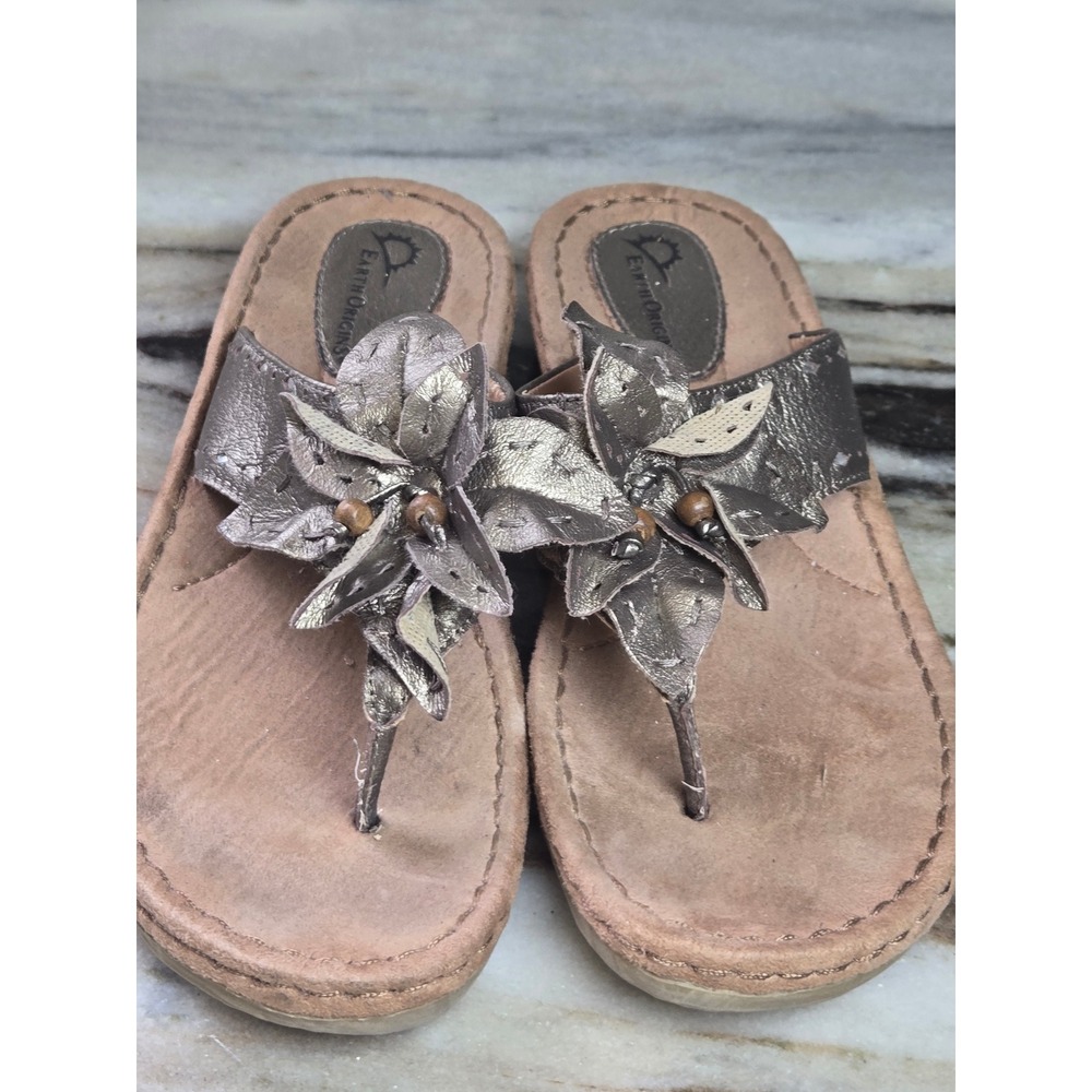 Earth Origins Lilly Pewter Metallic‎ Leather Floral Thong Sandals Womens 8.5 M